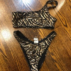 One shoulder bikini set